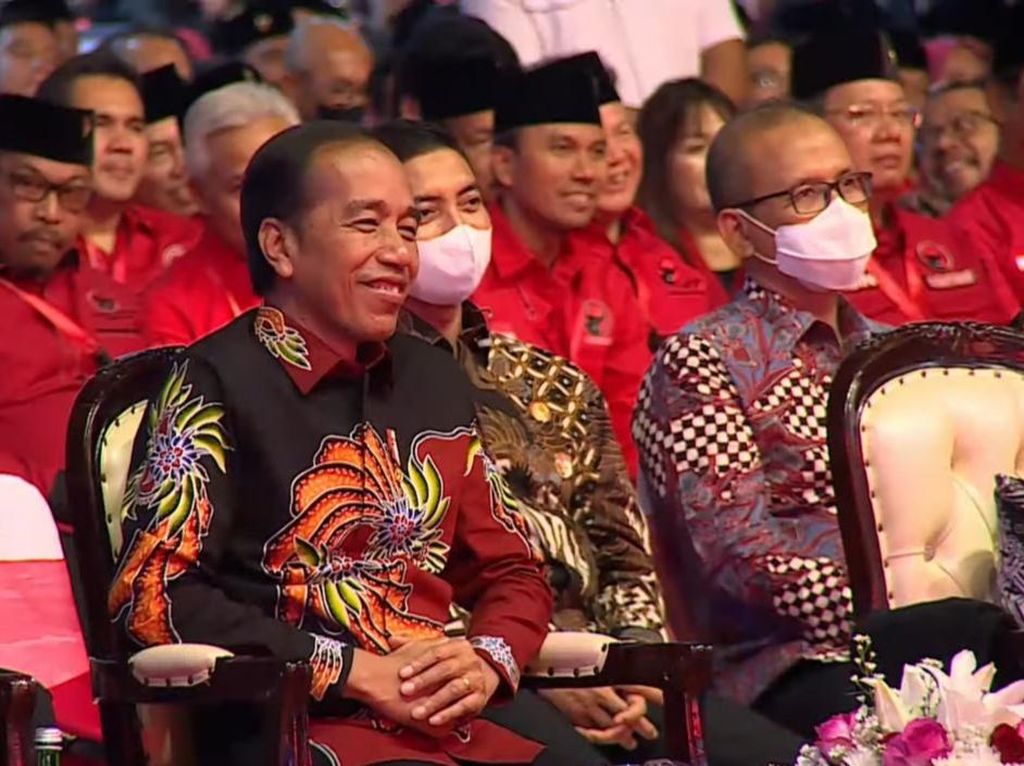 Founder Cyrus Network Nilai Ada yang Beda dari Jokowi di HUT ke-50 PDIP