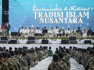 Momen Jokowi Hadiri Festival Tradisi Islam Nusantara Momen Jokowi Hadiri Festival Tradisi Islam Nusantara