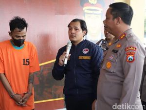 Tergiur Upah Rp 15 Juta, Kuli Bangunan jadi Kurir 2,5 Kg Sabu di Mojokerto Tergiur Upah Rp 15 Juta, Kuli Bangunan jadi Kurir 2,5 Kg Sabu di Mojokerto