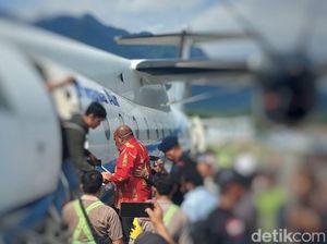 Keluarga Tolak Jasad Simpatisan Lukas Enembe Diautopsi Keluarga Tolak Jasad Simpatisan Lukas Enembe Diautopsi