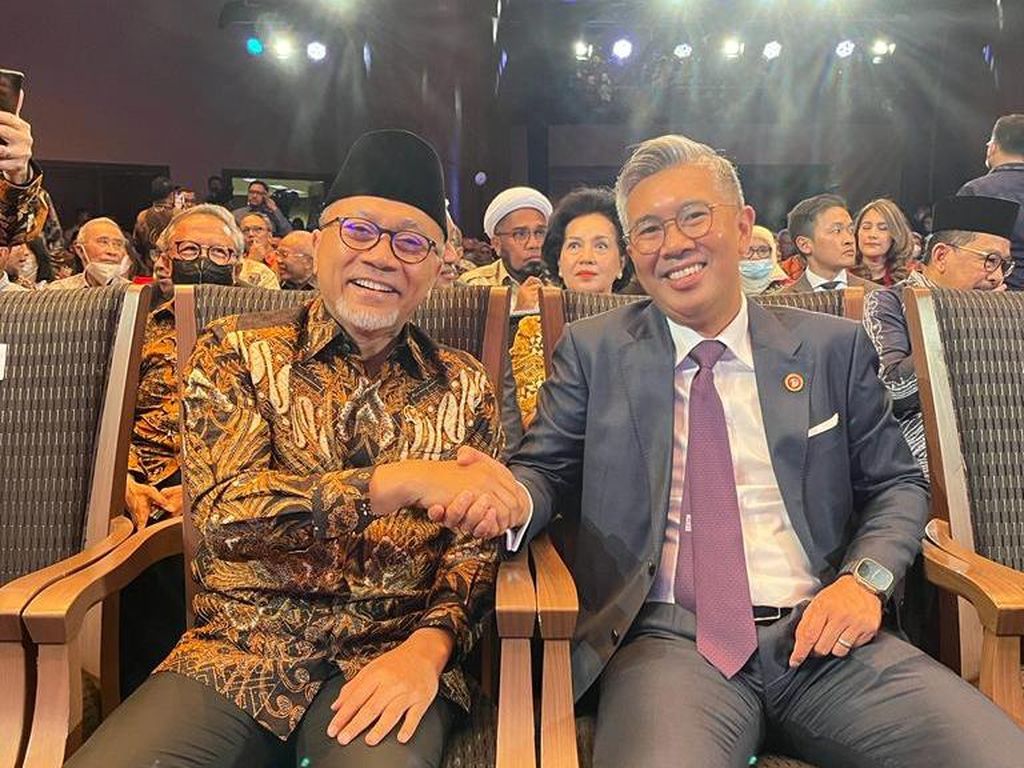 Zulhas Mau Bertemu Mendag Malaysia Maret, Bahas Kelapa Sawit-Lingkungan Zulhas Mau Bertemu Mendag Malaysia Maret, Bahas Kelapa Sawit-Lingkungan