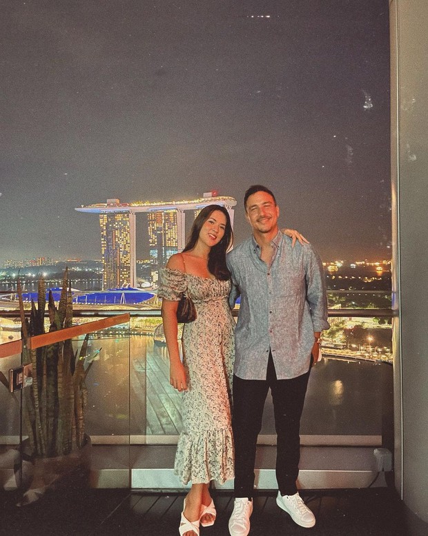 Outfit kencan ala Raisa. Foto: Instagram.com/raisa6690