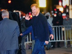 Buka-bukaan Courtney Cox soal Pangeran Harry Ngeganja di Rumahnya