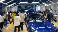Penampakan Showroom Tesla Digeruduk Konsumen Gegara Diskon