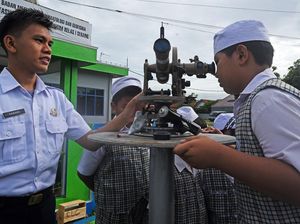 Pengenalan Cuaca dan Iklim untuk Siswa SD di Serang