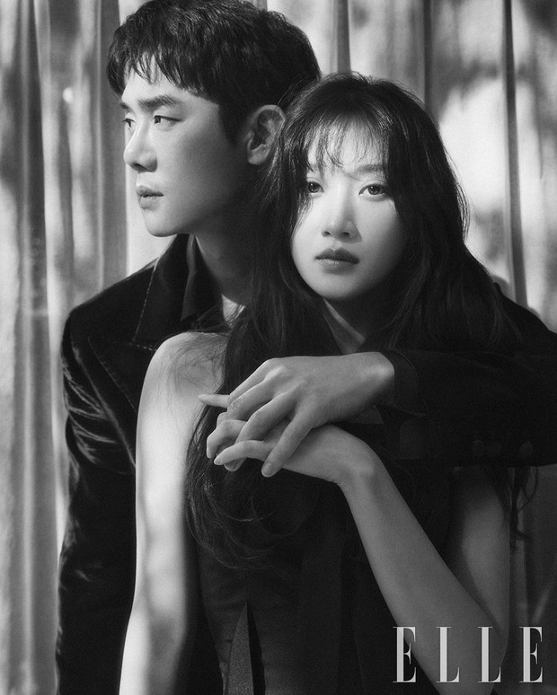 Potret Yoo Yeon Seok dan Moon Ga Young dalam drama The Interest of Love/ Foto: instagram.com/ellekorea Potret Yoo Yeon Seok dan Moon Ga Young dalam drama The Interest of Love