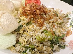 Resep Nasi Goreng Cabe Ijo dan Bawang yang Renyah Sedap Buat Sarapan