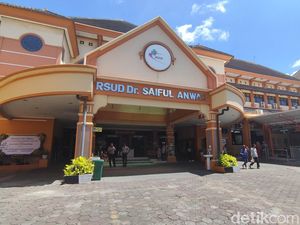 Balita Trenggalek Tertembak Senapan Angin Akan Jalani Operasi Kedua Balita Trenggalek Tertembak Senapan Angin Akan Jalani Operasi Kedua