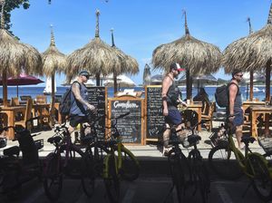 Tiga Gili Lombok Krisis Air, Industri Hotel dan Restoran Terus Merugi Tiga Gili Lombok Krisis Air, Industri Hotel dan Restoran Terus Merugi