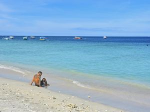Pemprov NTB Targetkan Kunjungan Wisata Sebanyak 1,5 Juta Orang Pemprov NTB Targetkan Kunjungan Wisata Sebanyak 1,5 Juta Orang