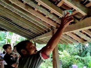 Tanah Gerak Mengancam, Warga Pacitan Bikin Alat EWS dari Kaleng Bekas Tanah Gerak Mengancam, Warga Pacitan Bikin Alat EWS dari Kaleng Bekas