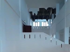 Diterjang Angin Kencang, Plafon Gedung DPRD Kepri Ambruk