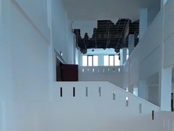 Diterjang Angin Kencang, Plafon Gedung DPRD Kepri Ambruk