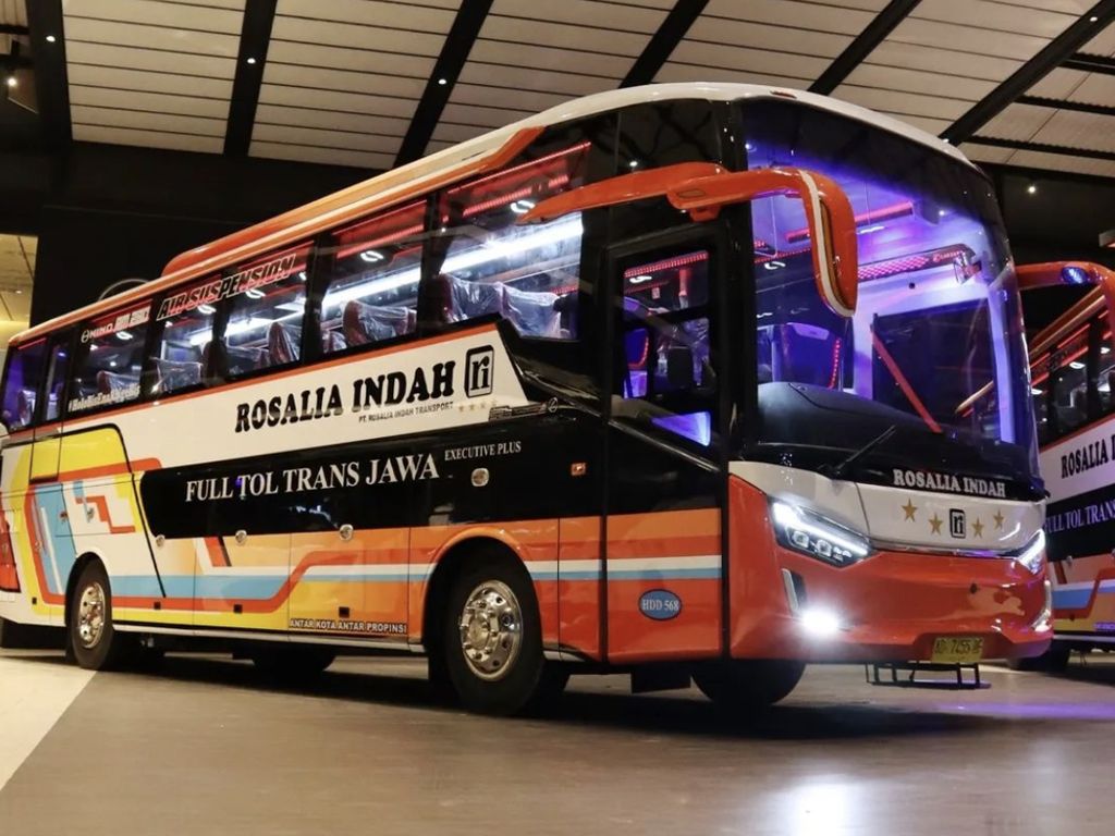 PO Rosalia Indah Rilis Bus Baru: Pakai Bodi Laksana dan Sasis Hino