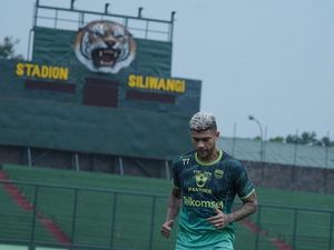 Tiga Pemain Inti Persib Absen Saat Lawan Barito Putera
