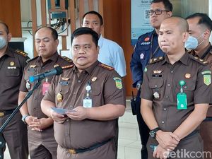 Termasuk Eks Direktur Pos Indonesia, Ada 8 Orang Tersangka Pengadaan Fiktif Termasuk Eks Direktur Pos Indonesia, Ada 8 Orang Tersangka Pengadaan Fiktif