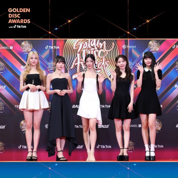 Gaya Pakaian Terbaik Idol K-Pop di Red Carpet Golden Disc Awards 2023