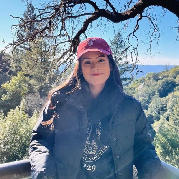 Maudy Ayunda Maudy Ayunda merupakan sosok artis perempuan yang inspiratif bagi banyak orang