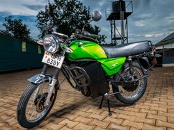 Bukan Negara Kaya, Uganda Mau Bagikan Motor Listrik Gratis