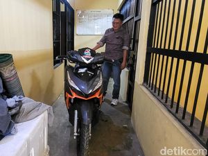 Sepeda Motor Misterius di Sukabumi: Teronggok di Semak, Mesin Nyala