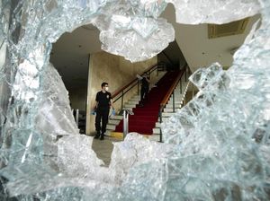 Potret Sisa-sisa Kerusuhan Demonstran di Gedung MA Brasil Potret Sisa-sisa Kerusuhan Demonstran di Gedung MA Brasil