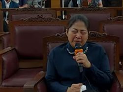 Emosi Ibu Yosua Dengarkan Tuntutan Putri Candrawathi: Ini Tidak Adil!