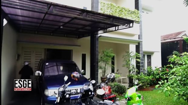 Rumah Ivan Fadilla dan Sarni