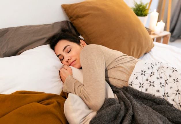 Rutinitas sebelum tidur/ foto: Freepik/ freepik
