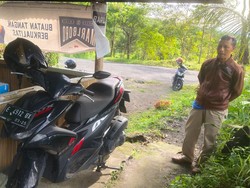 Diduga Naik ke Merapi, Pemuda Tinggalkan Motor di Kinahrejo Belum Kembali