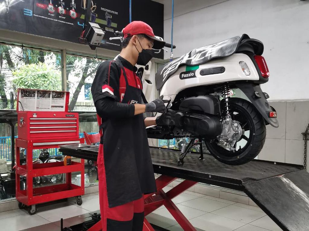 7 Cara Merawat Motor Setelah Digunakan Touring Akhir Tahun 7 Cara Merawat Motor Setelah Digunakan Touring Akhir Tahun
