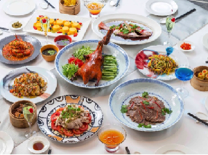 Rayakan Perjamuan Kemakmuran Bersama Vertu Harmoni Jakarta