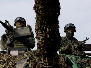 Anggaran Militer China Gila-gilaan