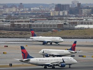 Ribuan Penerbangan di New York Ditunda Imbas Kebakaran Kanada Ribuan Penerbangan di New York Ditunda Imbas Kebakaran Kanada