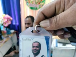 Jejak Pilot RI Foto Bareng Lukas Enembe-Tertangkap Beli Senpi di Filipina