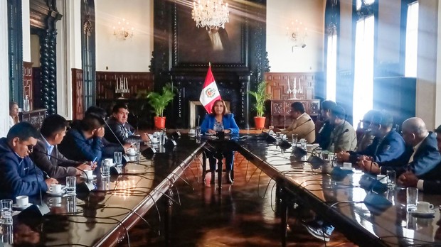 Dina Boluarte (Foto: Twitter/Dina Boluarte Z.)