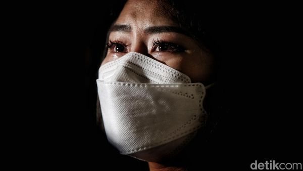 Divonis 6 Bulan Penjara Masa Percobaan 10 Bulan, Ayu Thalia Bercucuran Air Mata