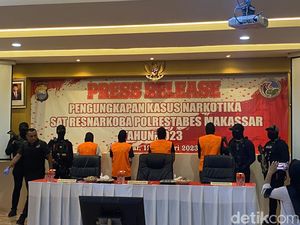 Polisi Ungkap Kasus 43 Kg Sabu di Makassar, 4 Kurir-Pengedar Ditangkap Polisi Ungkap Kasus 43 Kg Sabu di Makassar, 4 Kurir-Pengedar Ditangkap