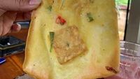 Zonk! 10 Bentuk Gorengan Tak Sesuai Ekspektasi Ini Bikin Elus Dada