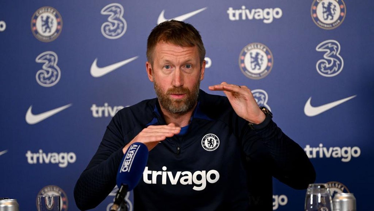 Graham Potter tak peduli dengan kritik yang mengarah kepadanya (Chelsea FC via Getty Images/Darren Walsh)