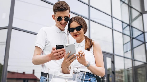 Cara teknologi mempererat hubungan asmara