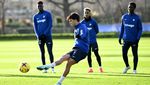 Aksi-aksi Perdana Joao Felix di Lapangan Latihan Chelsea