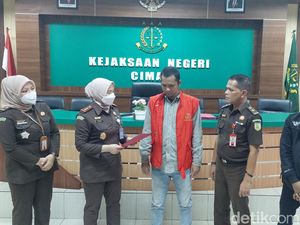 2 Bulan Dibui, Anton Lega Kembali ke Pelukan Anak-Istri