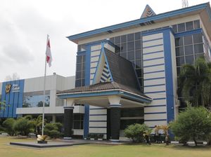 Bea Cukai Batam Kumpulkan Rp 4,94 Triliun Penerimaan Negara di 2022 Bea Cukai Batam Kumpulkan Rp 4,94 Triliun Penerimaan Negara di 2022
