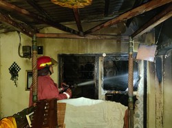 Rumah Warga Abang Terbakar, Surat-surat Berharga Ikut Ludes