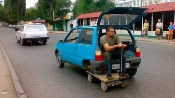 Tahan Emosi! Foto Aksi Tak Masuk Akal Pengemudi Bikin Geleng-geleng