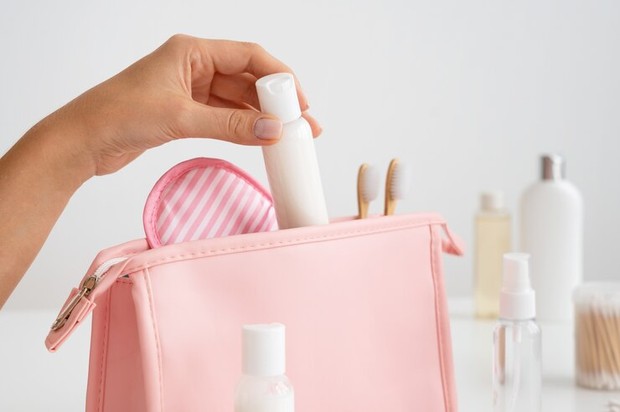 Pakai Pelembab yang Tepat untuk Tas. Foto Freepik.com: freepik Pakai Pelembab yang Tepat untuk Tas. Foto Freepik.com: freepik