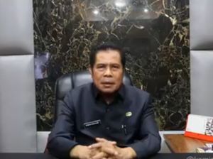Plh Gubernur Papua Ridwan Rumasukun Punya Harta Rp 973 Juta, Apa Isi Garasinya? Plh Gubernur Papua Ridwan Rumasukun Punya Harta Rp 973 Juta, Apa Isi Garasinya?