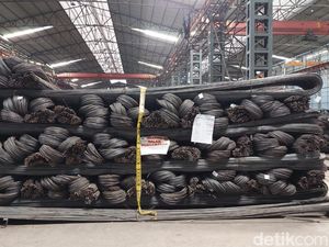 Penampakan Besi Beton Rp 32 M Tak Ber-SNI yang Akan Dimusnahkan Penampakan Besi Beton Rp 32 M Tak Ber-SNI yang Akan Dimusnahkan