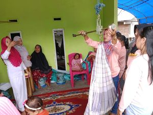 Relawan Ganjar Gelar Penyuluhan Ibu Hamil & Imunisasi Balita di Sulsel