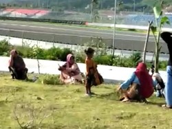 Lahan Belum Dibayar, Warga Tanam Pisang di Tikungan Sirkuit Mandalika